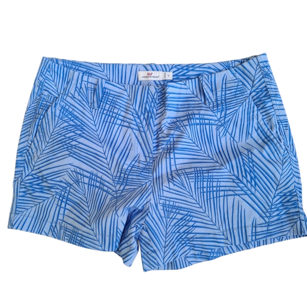 Vineyard Vines Geometric Blue Shorts NWOT Size 12